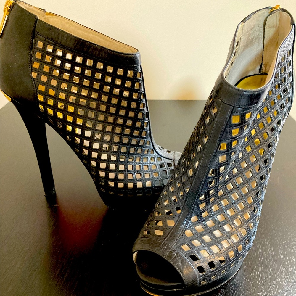 MICHAEL Michael Kors bootie